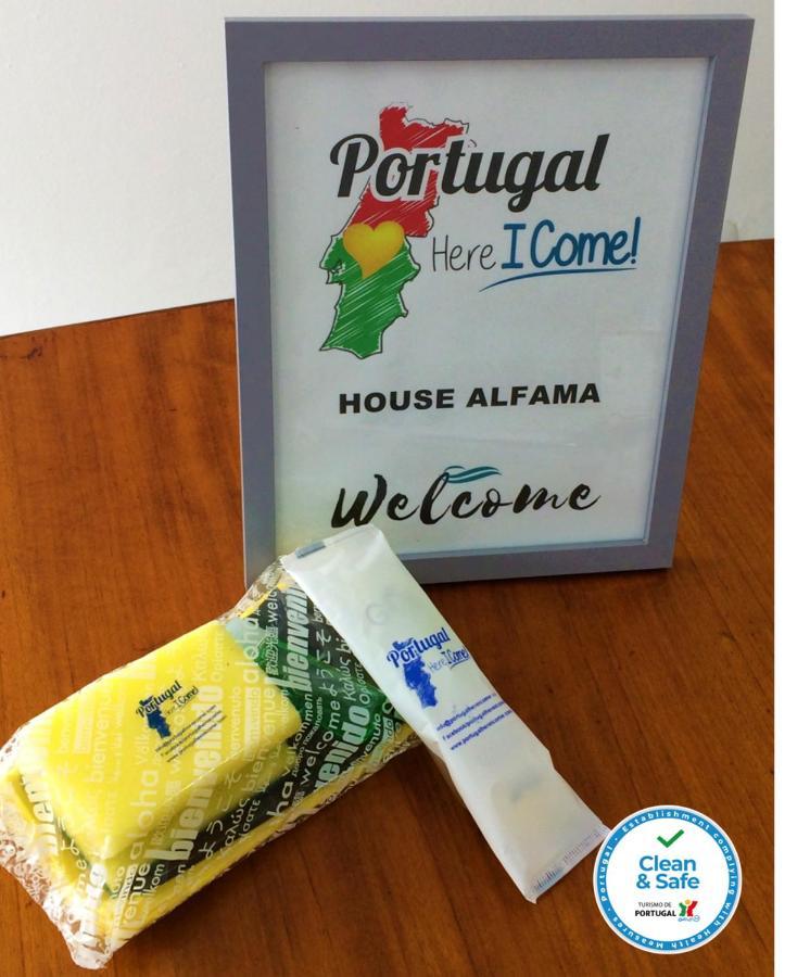 Portugal Here I Come - Alfama Lisbon Bagian luar foto