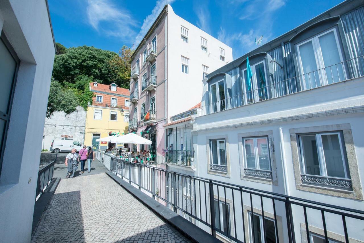 Portugal Here I Come - Alfama Lisbon Bagian luar foto
