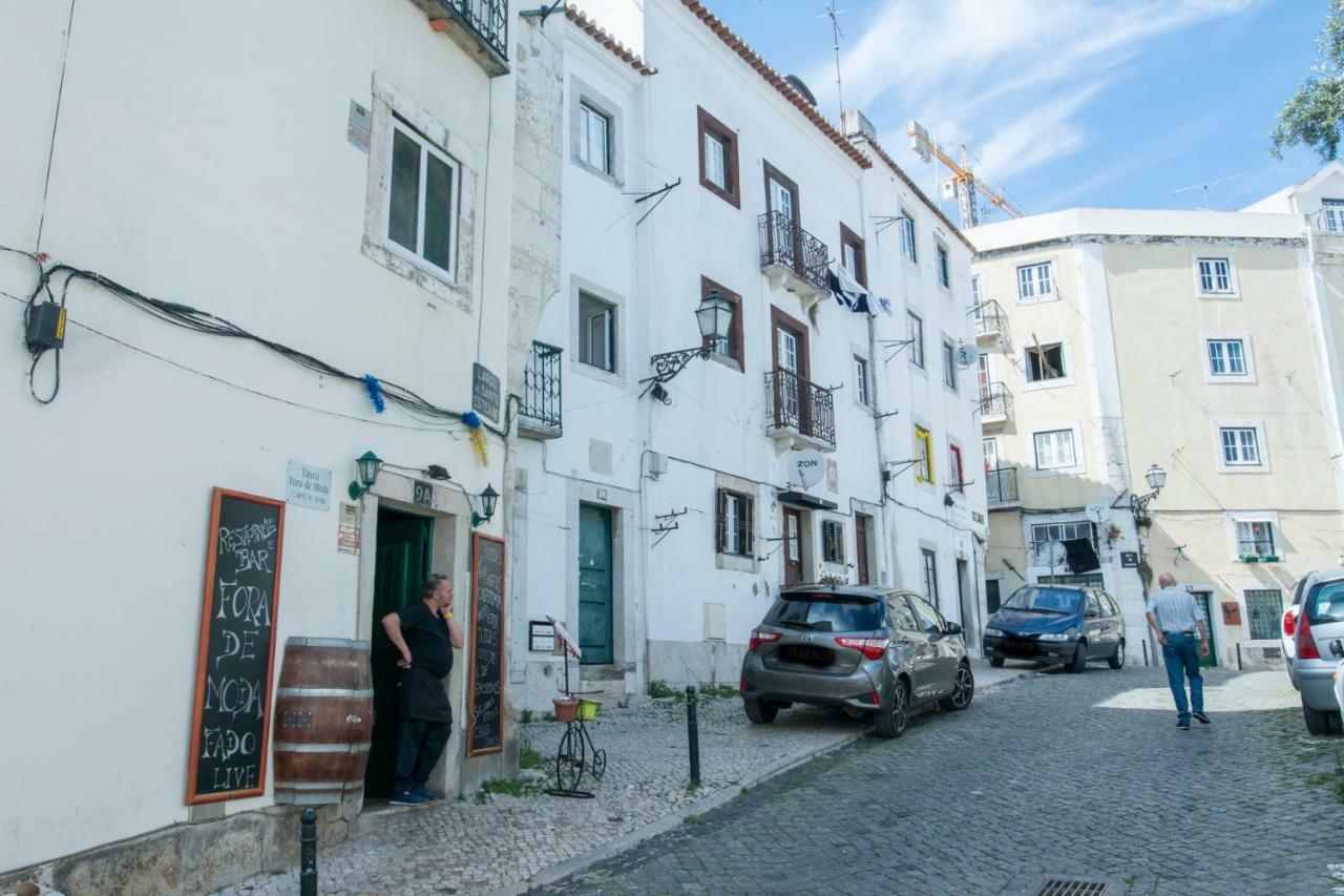 Portugal Here I Come - Alfama Lisbon Bagian luar foto